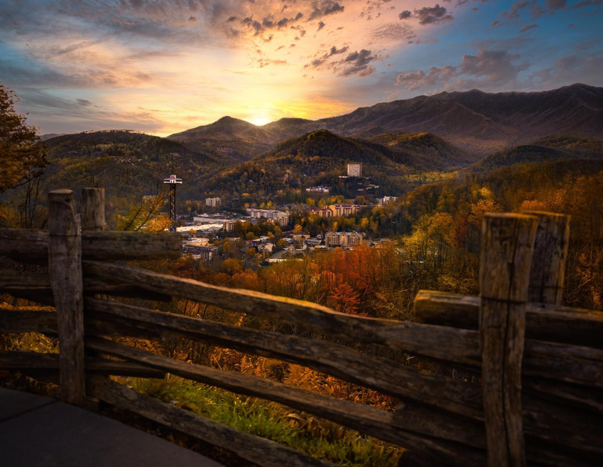 Saddleback Retreat, Game Room, Hot Tub, Wifi, 1089 Free Tickets Each Paid Day, Dollywood And More Sevierville Exterior foto
